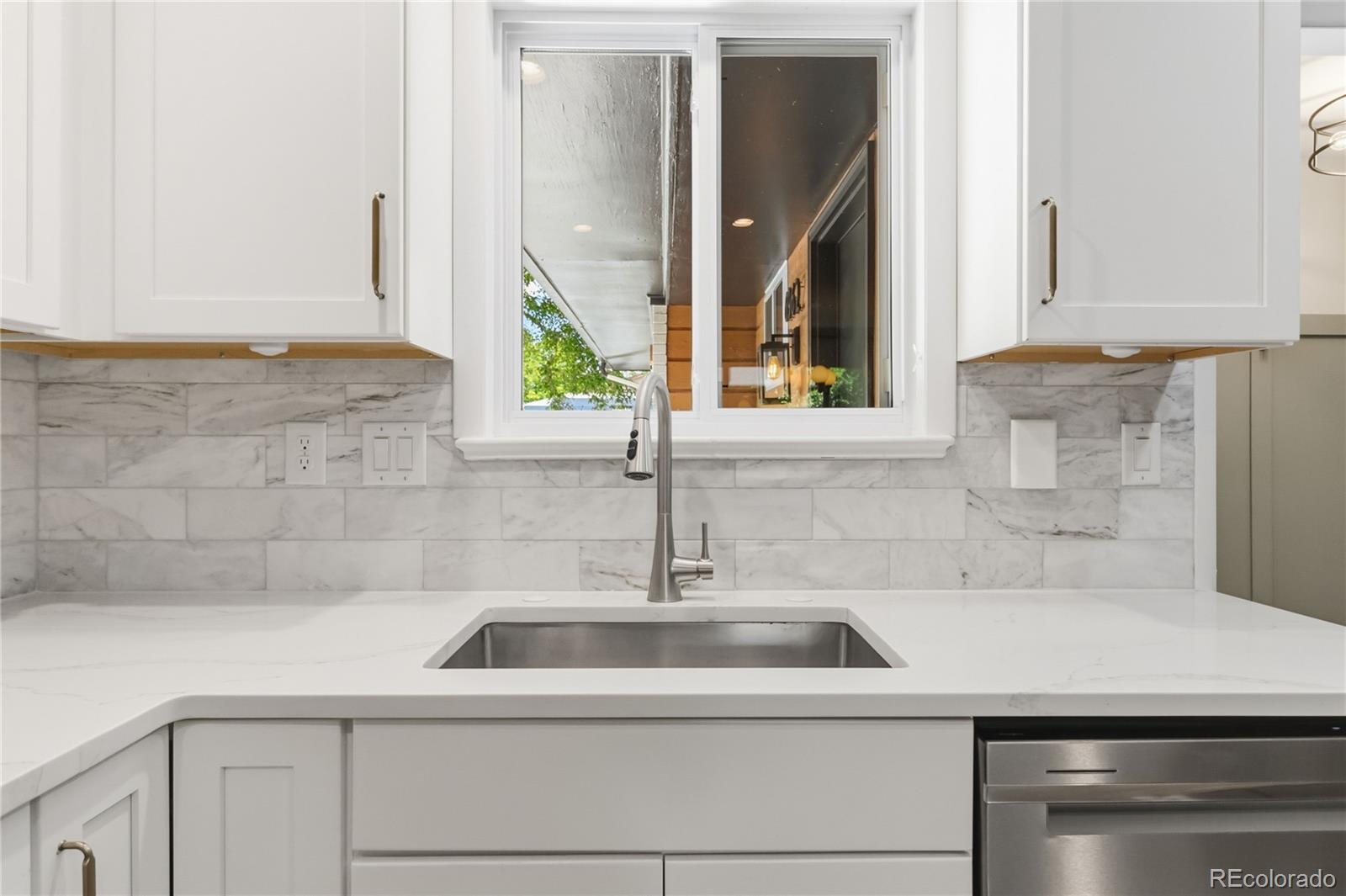 MLS Image #10 for 6962 s cherokee street,littleton, Colorado
