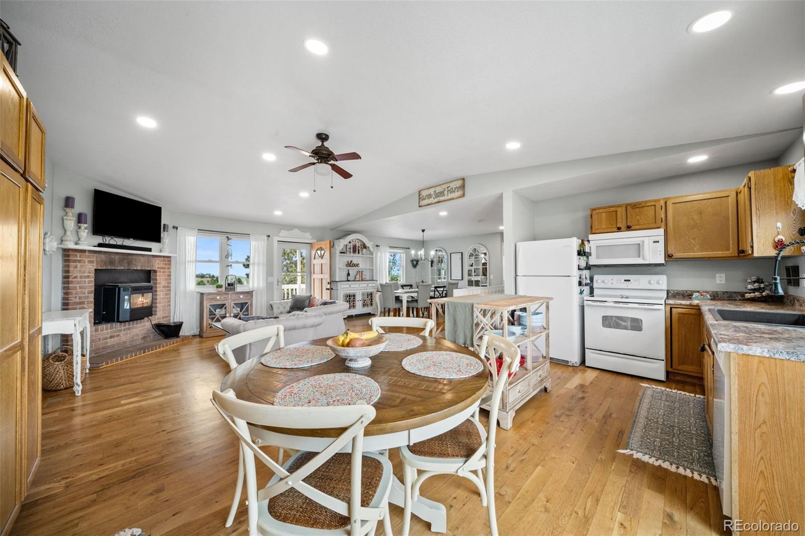 MLS Image #11 for 16010  connies drive,peyton, Colorado