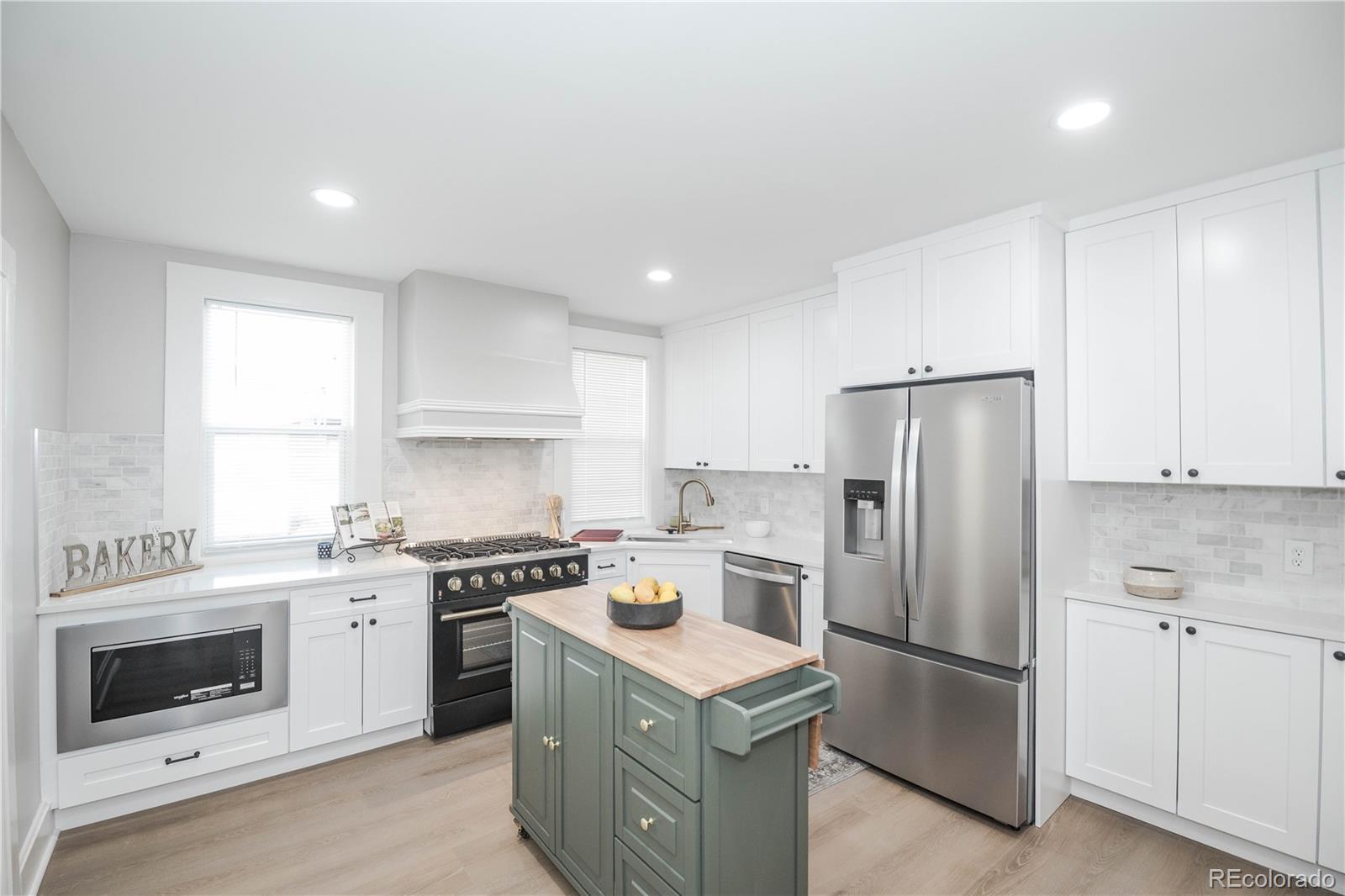 MLS Image #11 for 3927  kalamath street,denver, Colorado