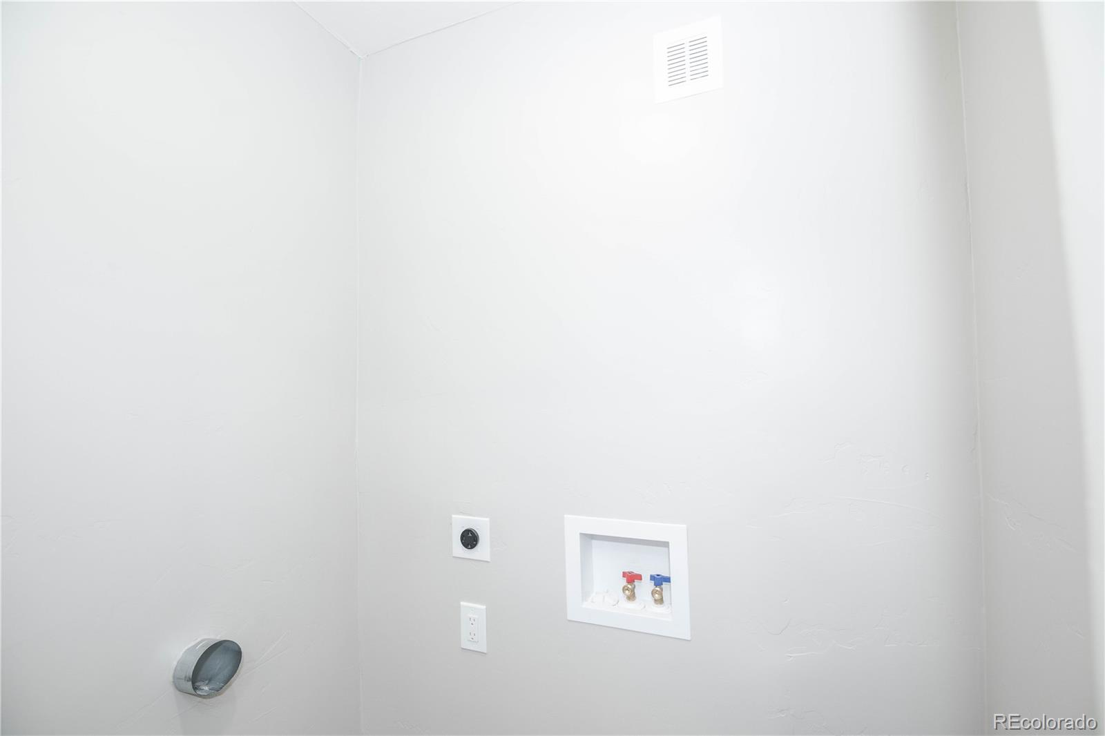 MLS Image #16 for 3927  kalamath street,denver, Colorado