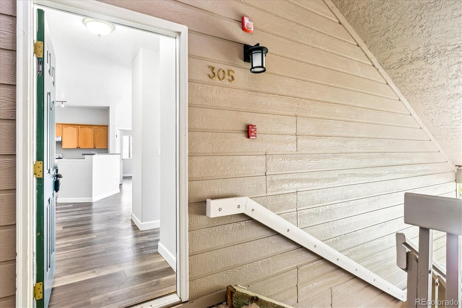 MLS Image #3 for 7388 s alkire street,littleton, Colorado