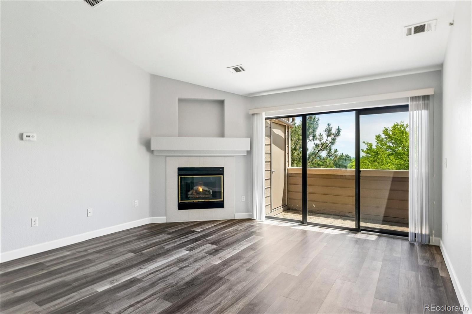 MLS Image #4 for 7388 s alkire street,littleton, Colorado