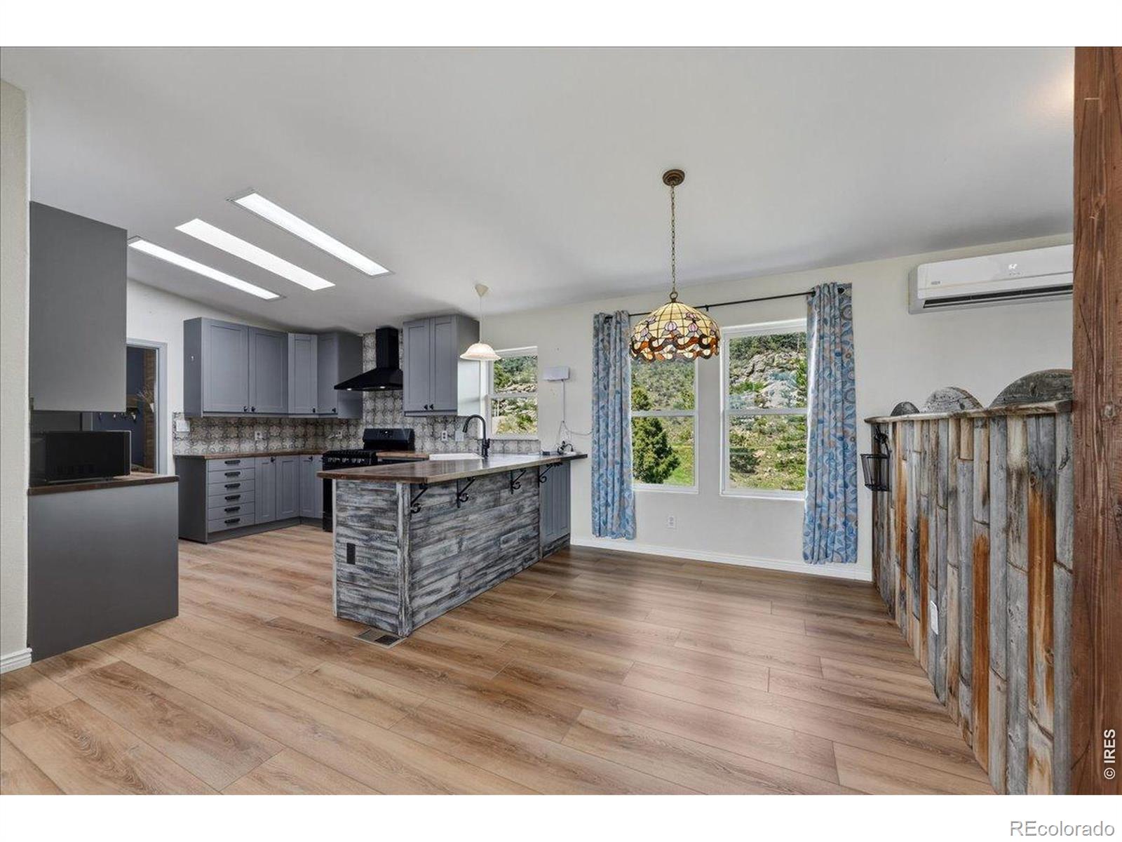 MLS Image #13 for 285  guardian peak drive,livermore, Colorado
