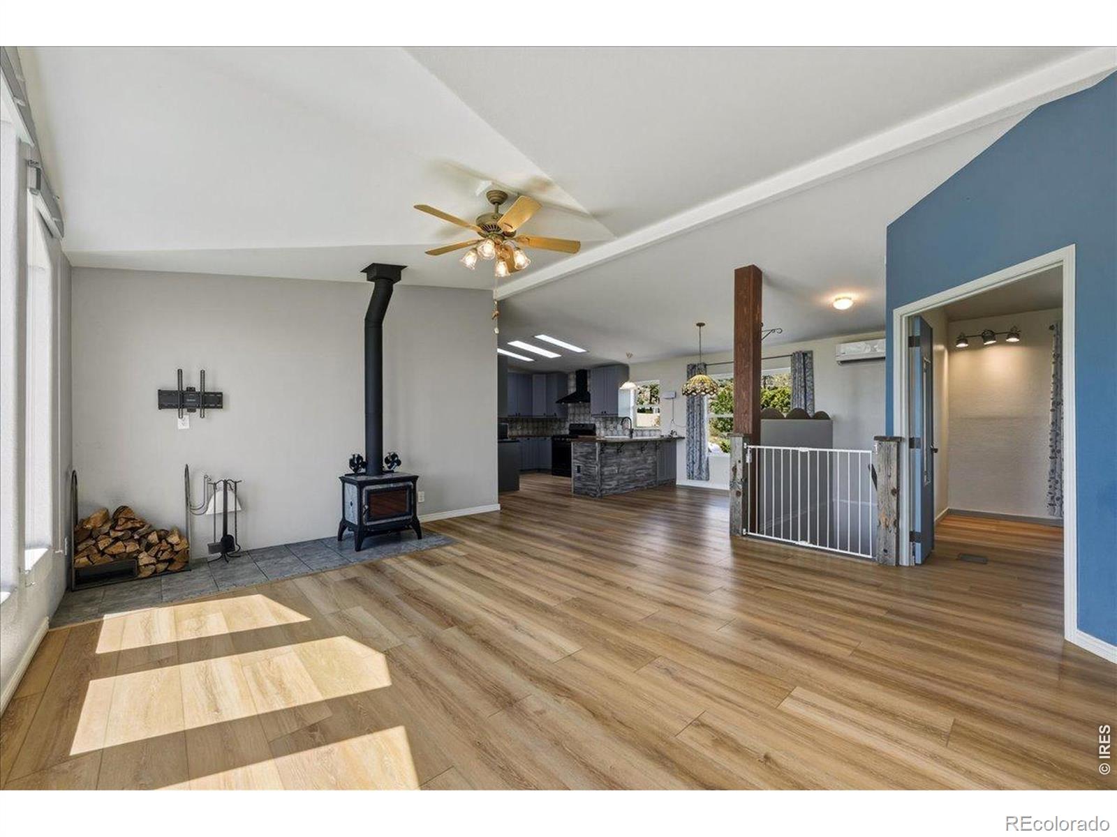 MLS Image #16 for 285  guardian peak drive,livermore, Colorado