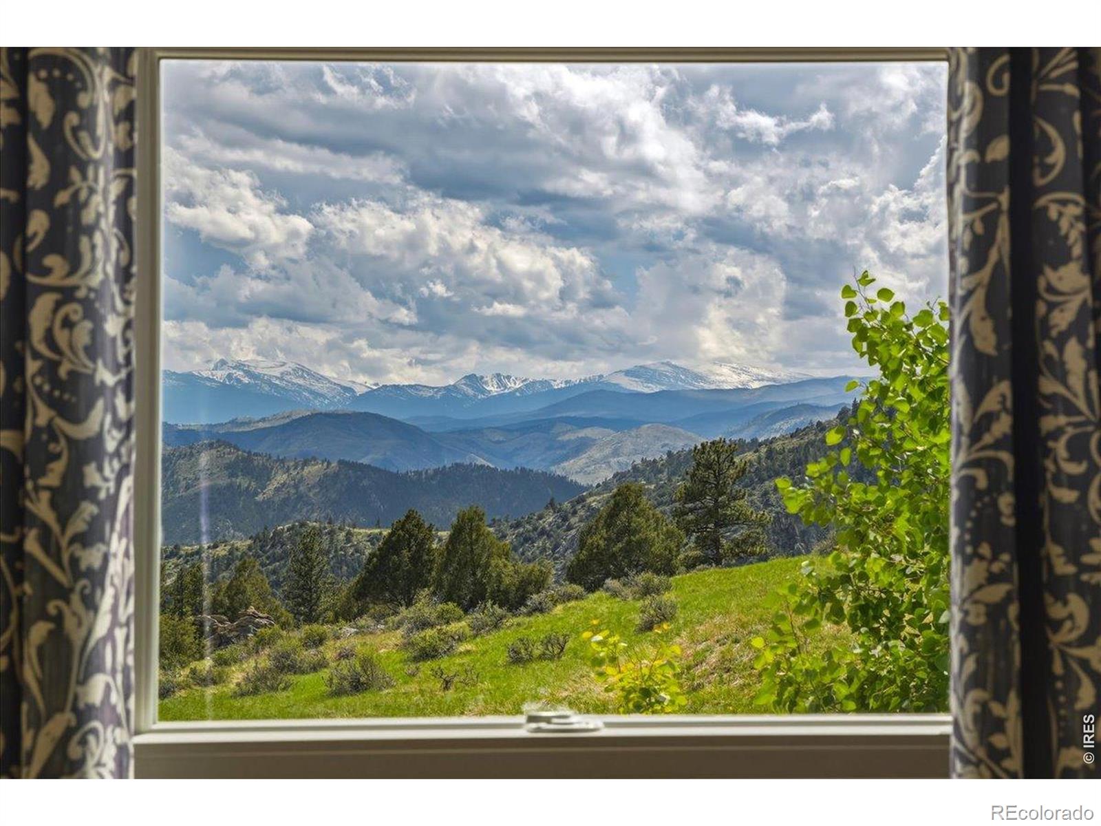 MLS Image #3 for 285  guardian peak drive,livermore, Colorado