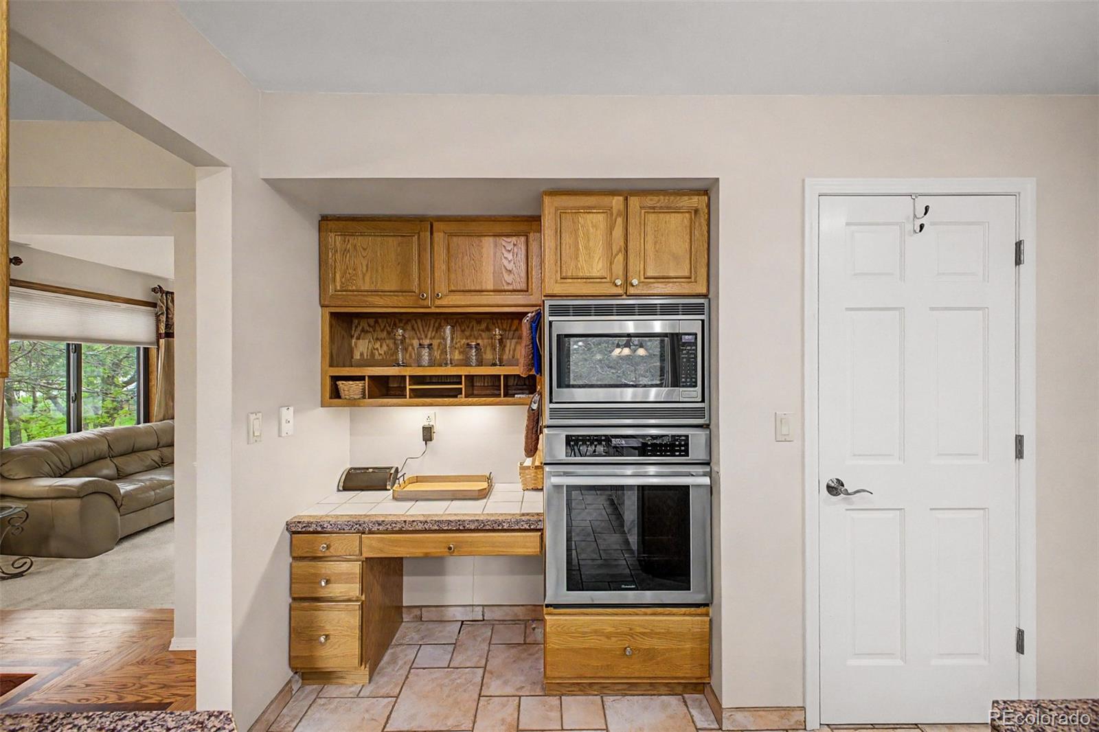 MLS Image #12 for 725  country drive,monument, Colorado