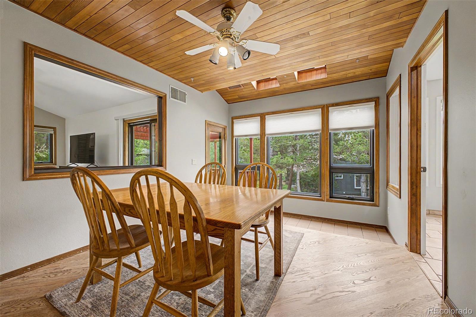 MLS Image #14 for 725  country drive,monument, Colorado