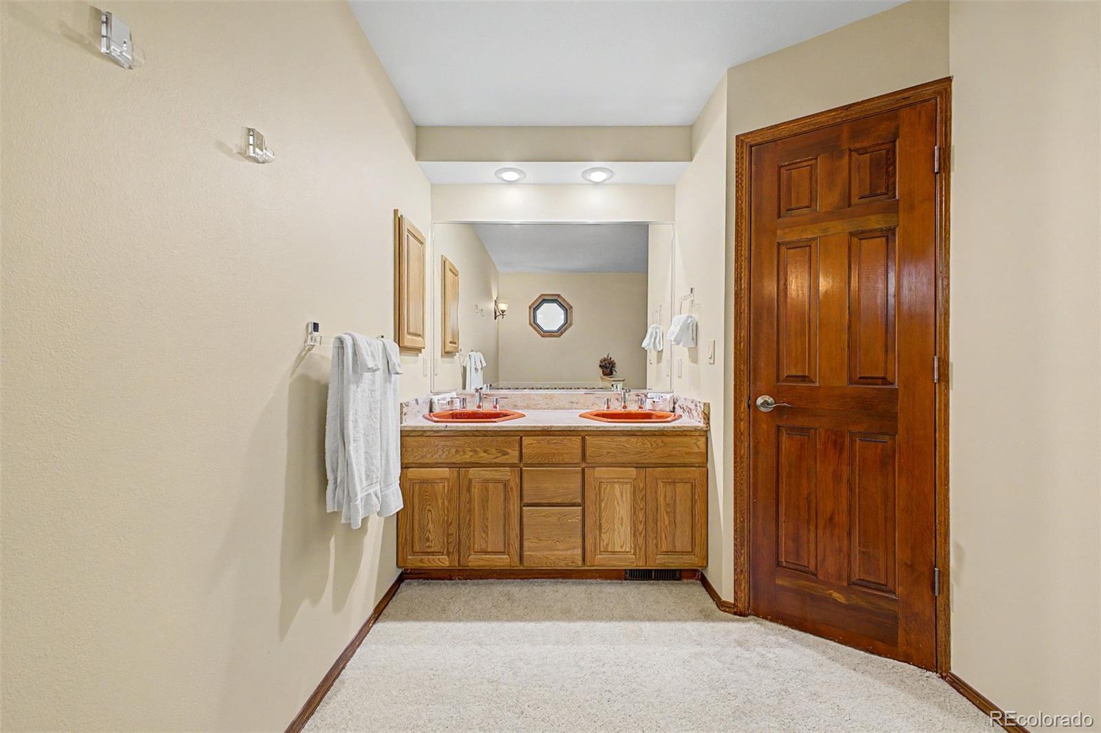 MLS Image #18 for 725  country drive,monument, Colorado
