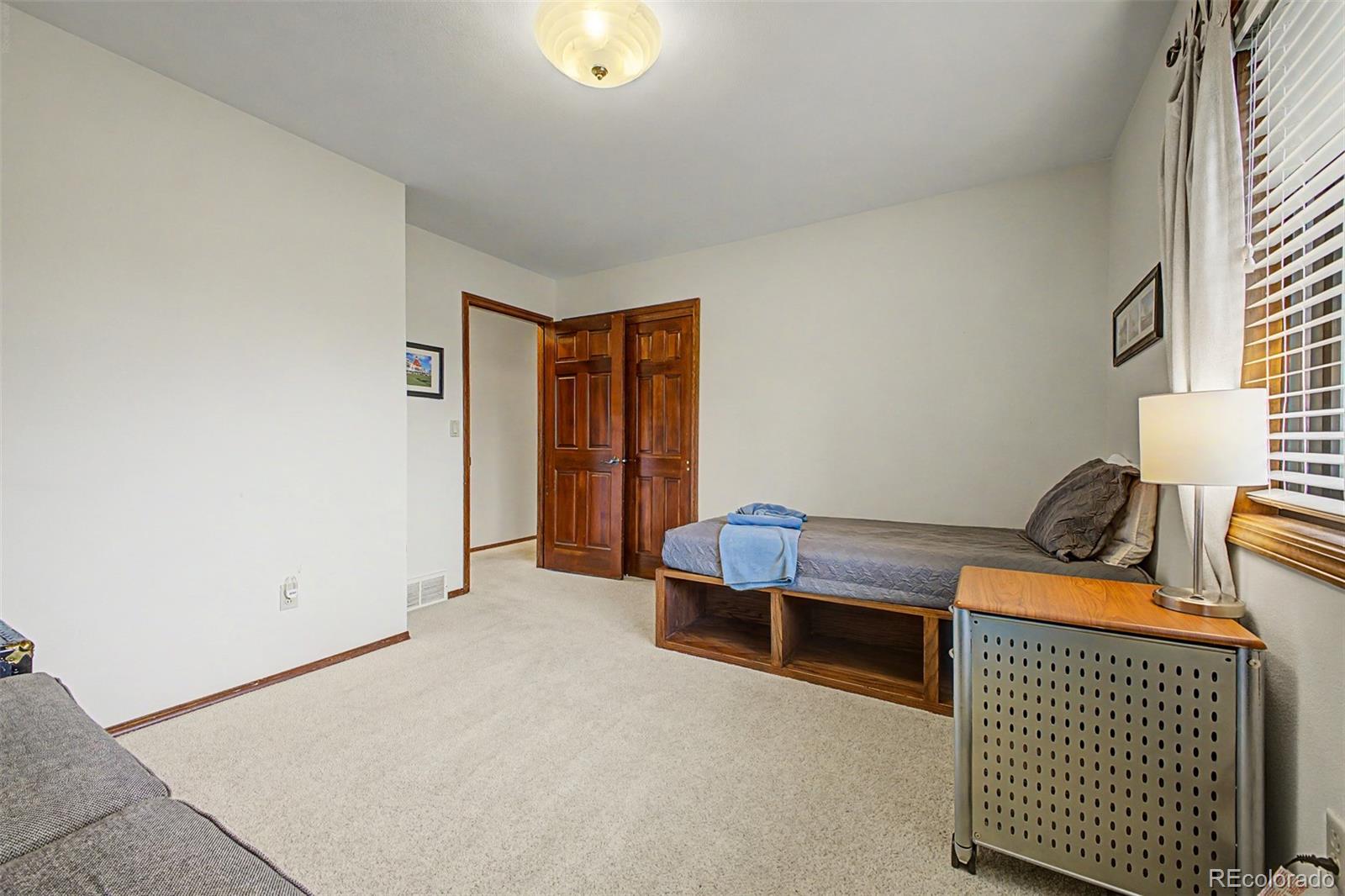 MLS Image #23 for 725  country drive,monument, Colorado
