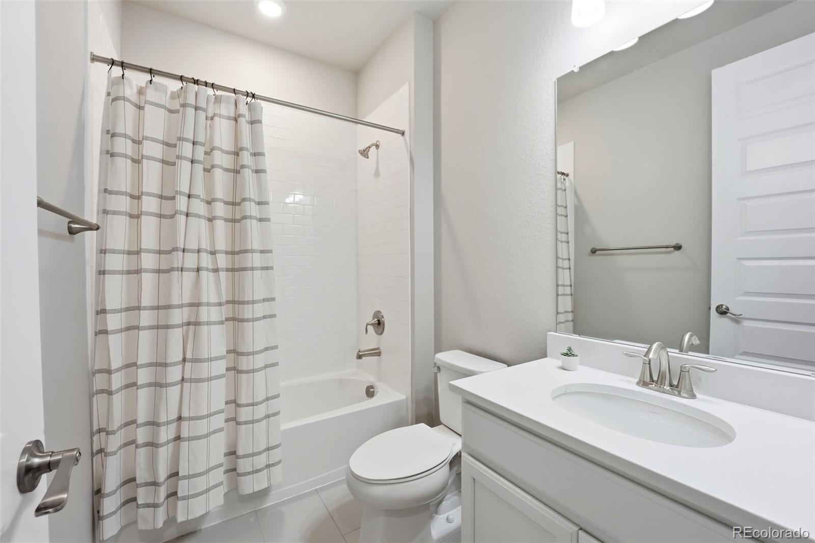 MLS Image #16 for 7240 s white crow way,aurora, Colorado