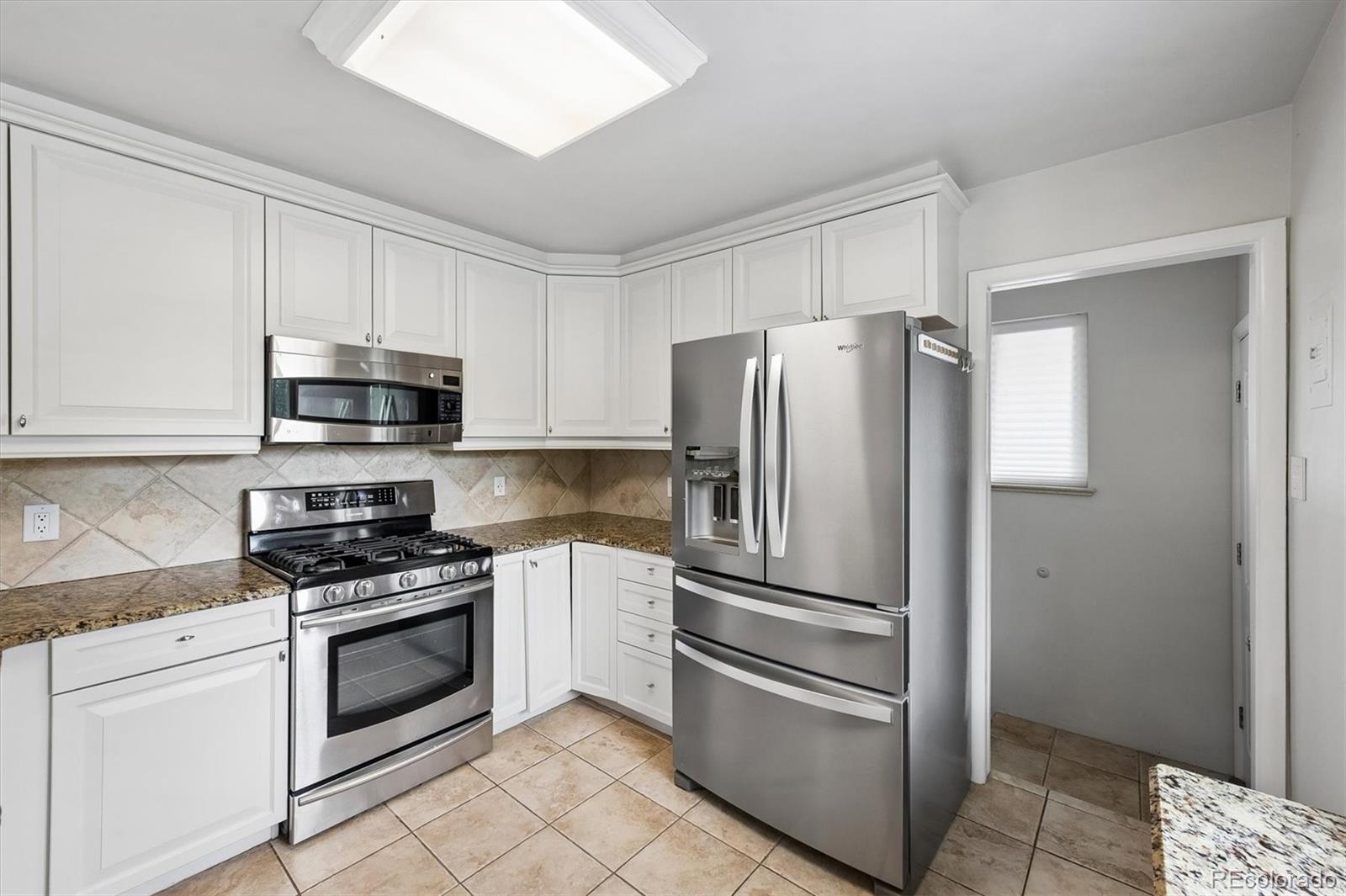 MLS Image #10 for 1600 s dahlia street,denver, Colorado