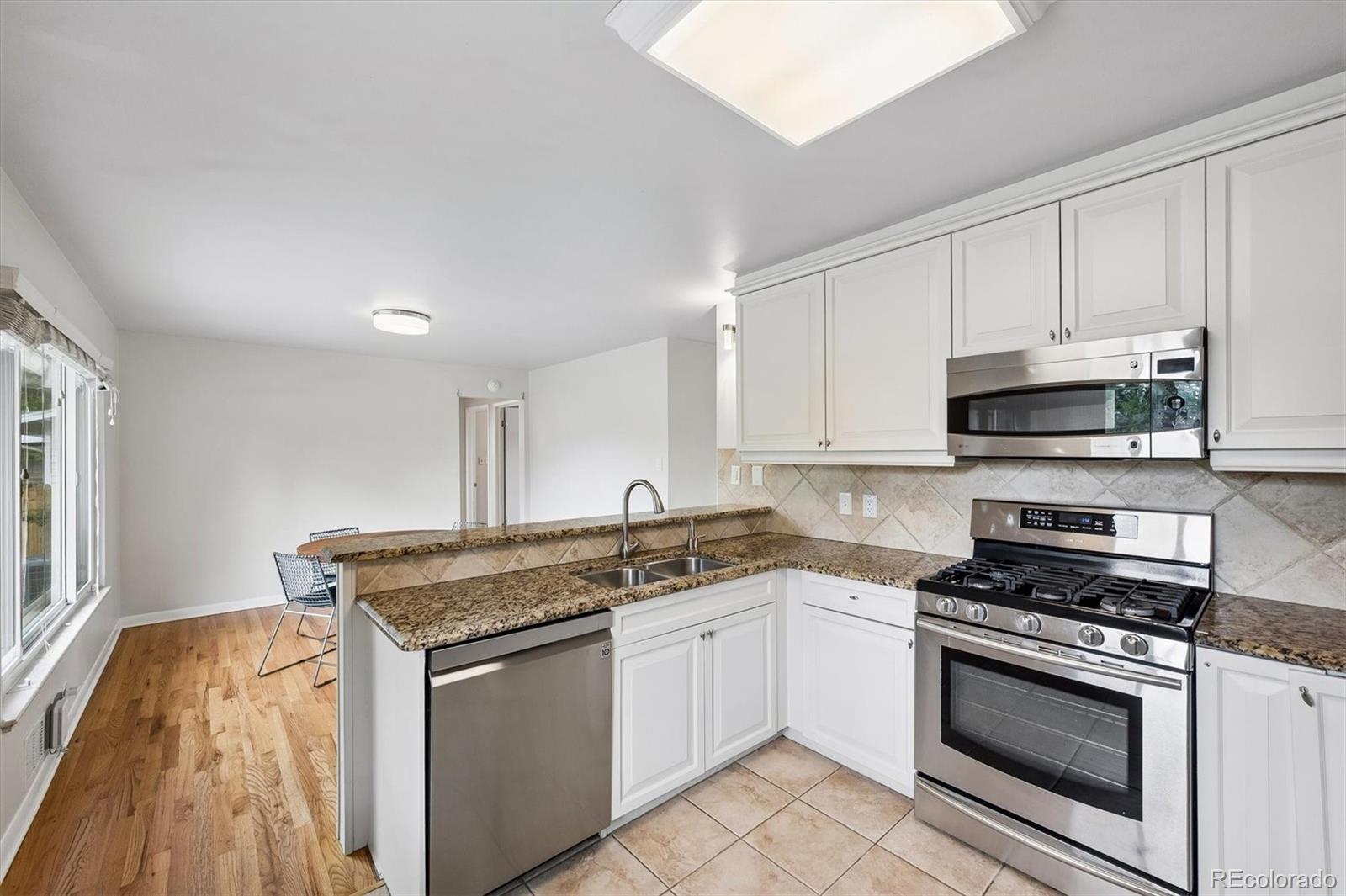 MLS Image #11 for 1600 s dahlia street,denver, Colorado