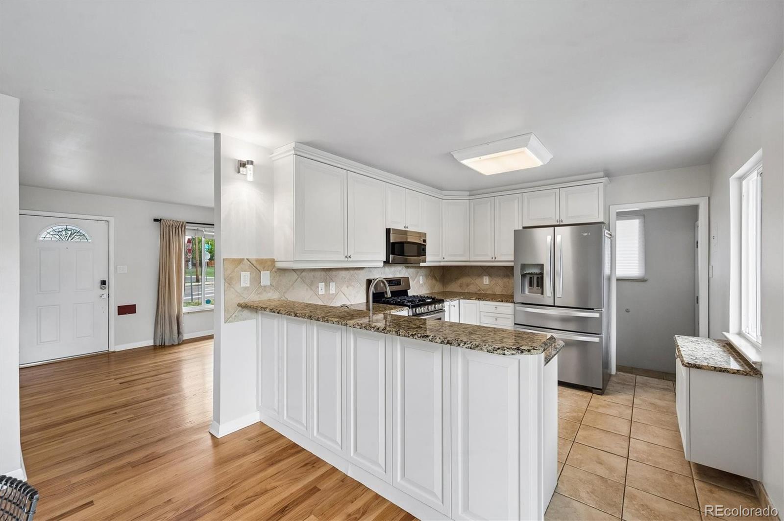 MLS Image #9 for 1600 s dahlia street,denver, Colorado