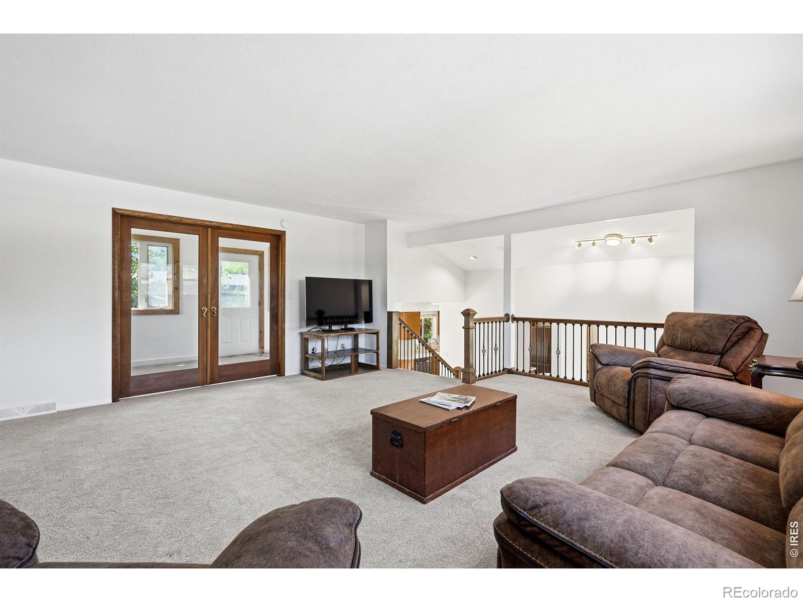 MLS Image #8 for 536  holman way,golden, Colorado