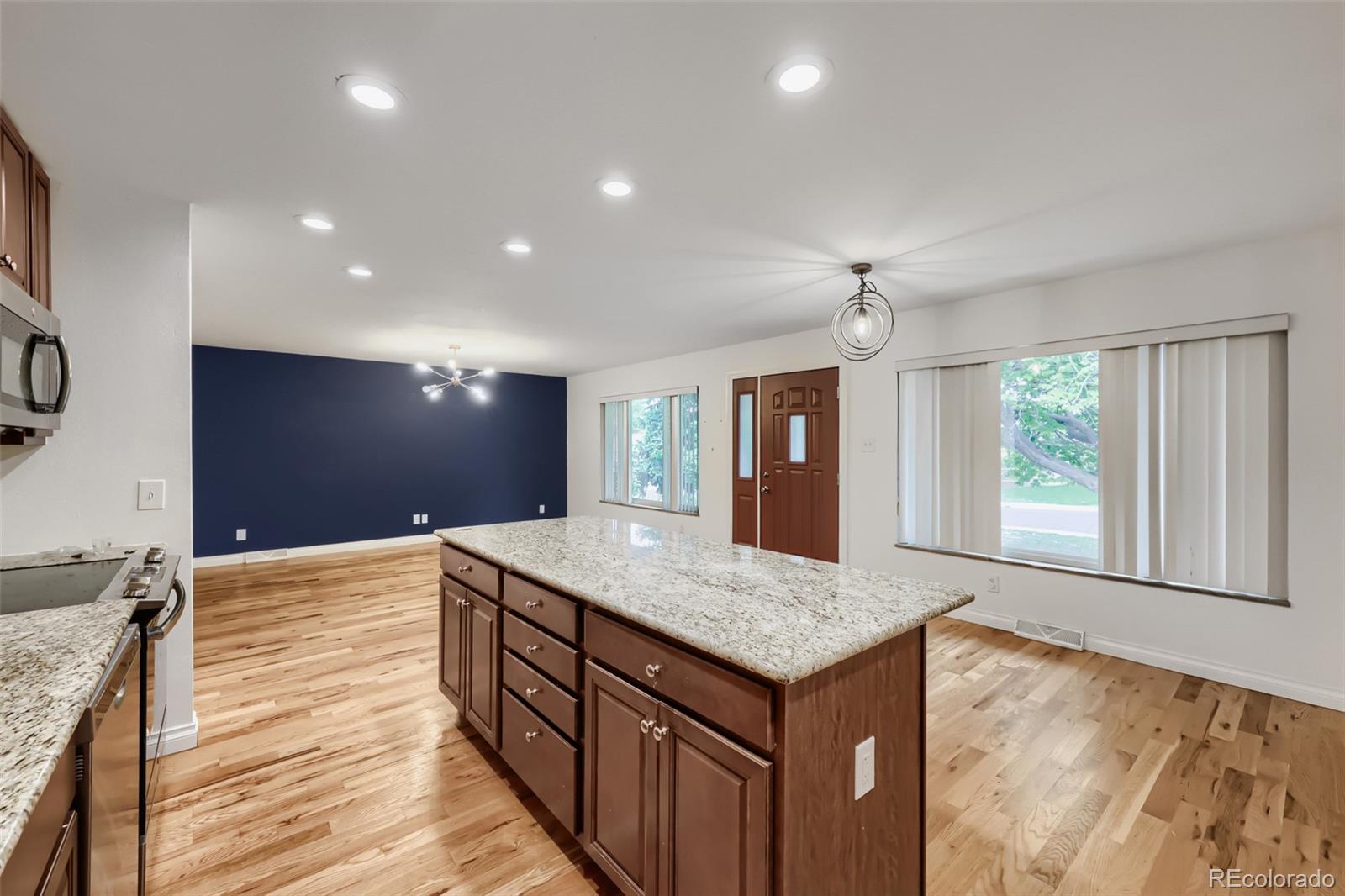 MLS Image #10 for 1471 s welch court,lakewood, Colorado