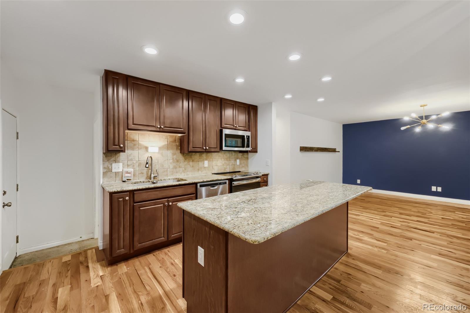 MLS Image #9 for 1471 s welch court,lakewood, Colorado