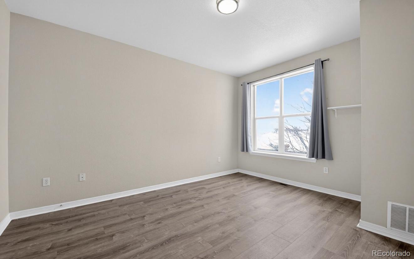 MLS Image #12 for 7222 s blackhawk street,aurora, Colorado