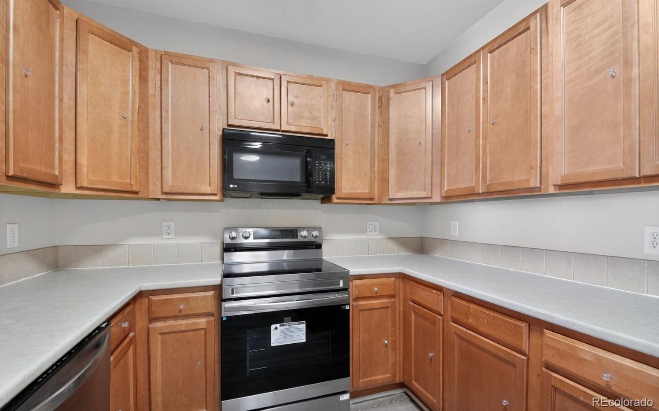 MLS Image #24 for 7222 s blackhawk street,aurora, Colorado