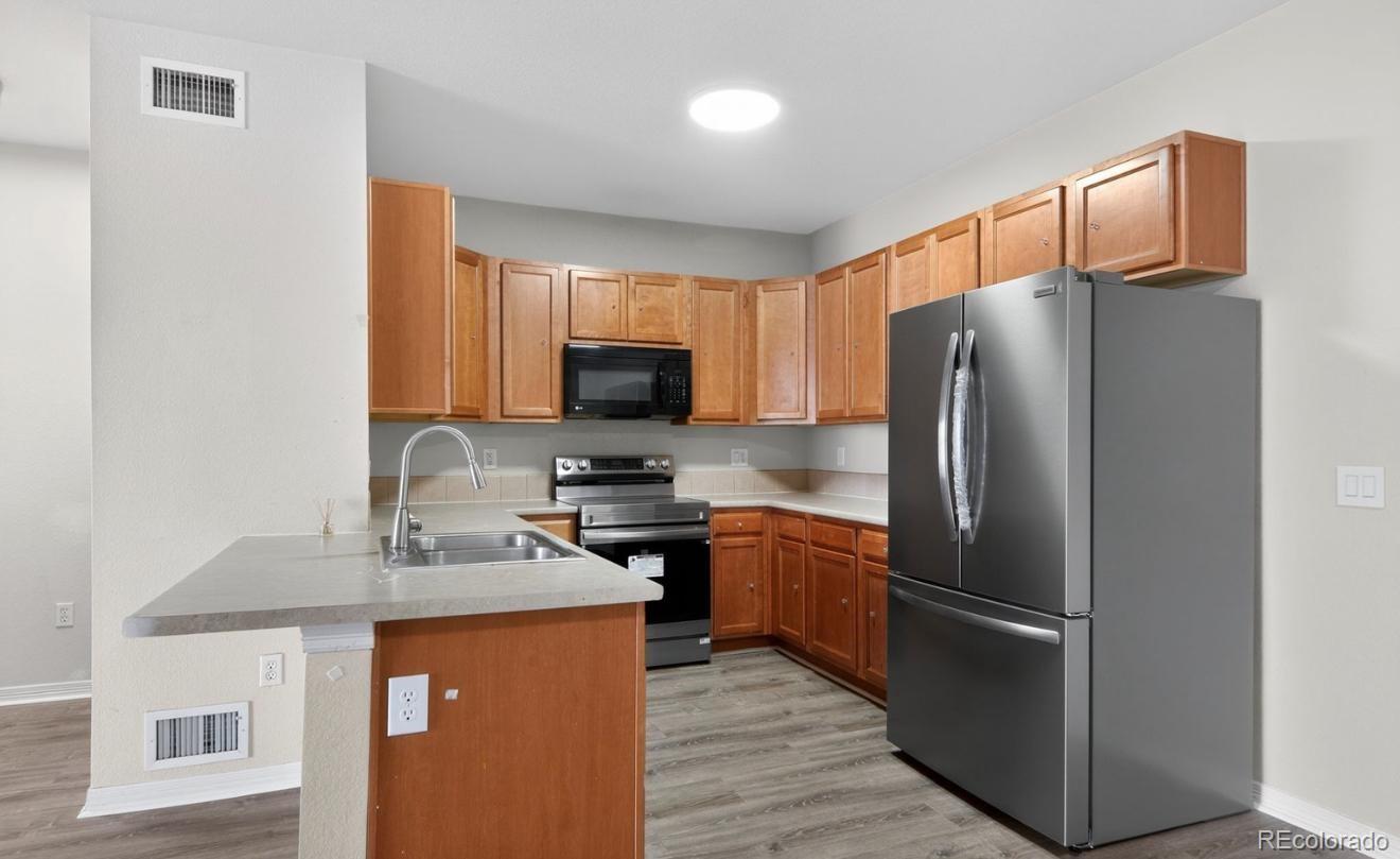 MLS Image #33 for 7222 s blackhawk street,aurora, Colorado