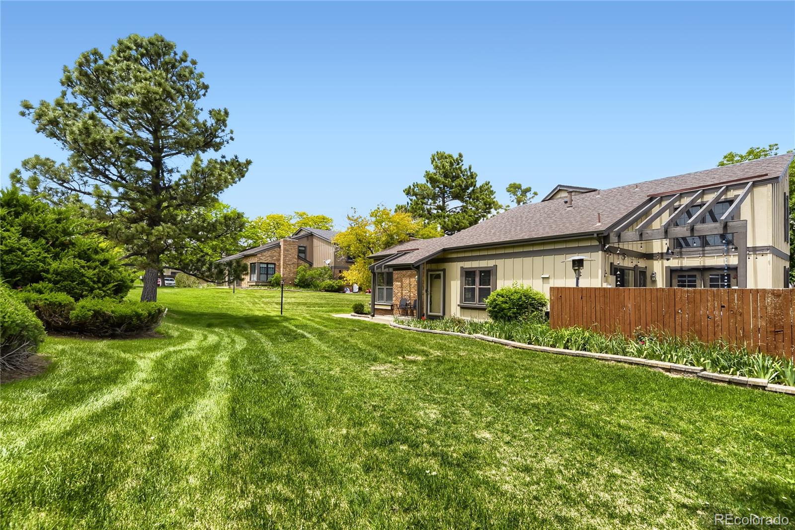 MLS Image #23 for 7976 e phillips circle,centennial, Colorado