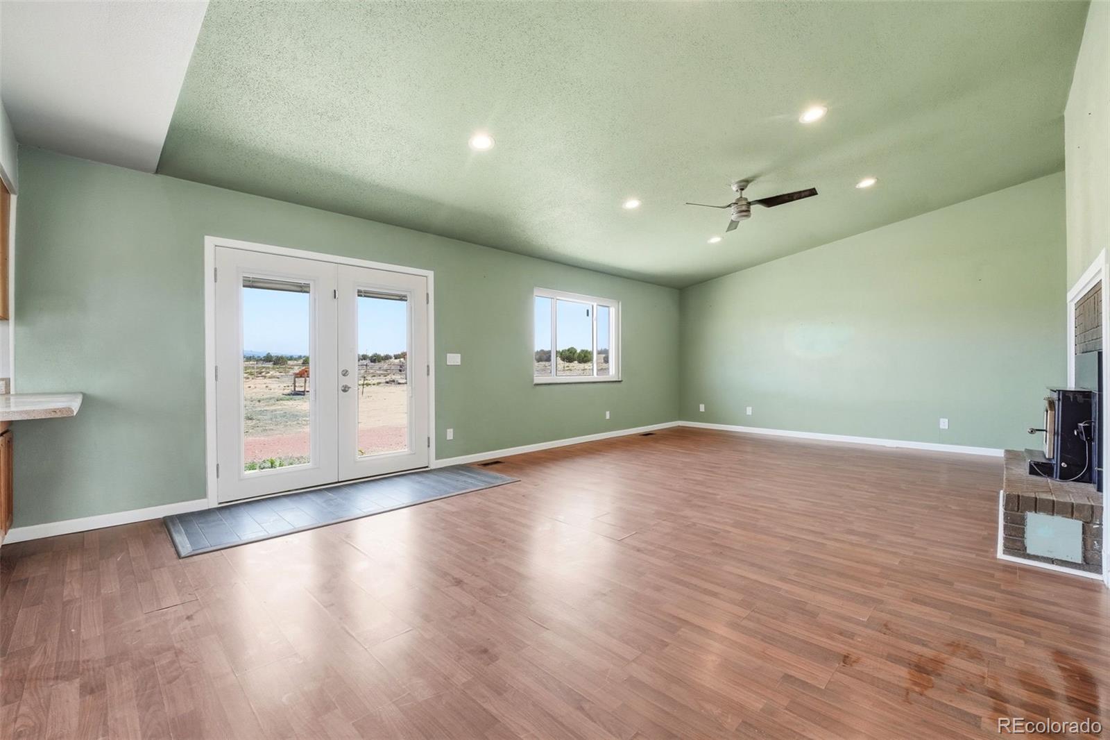 MLS Image #12 for 1747  16th street,penrose, Colorado