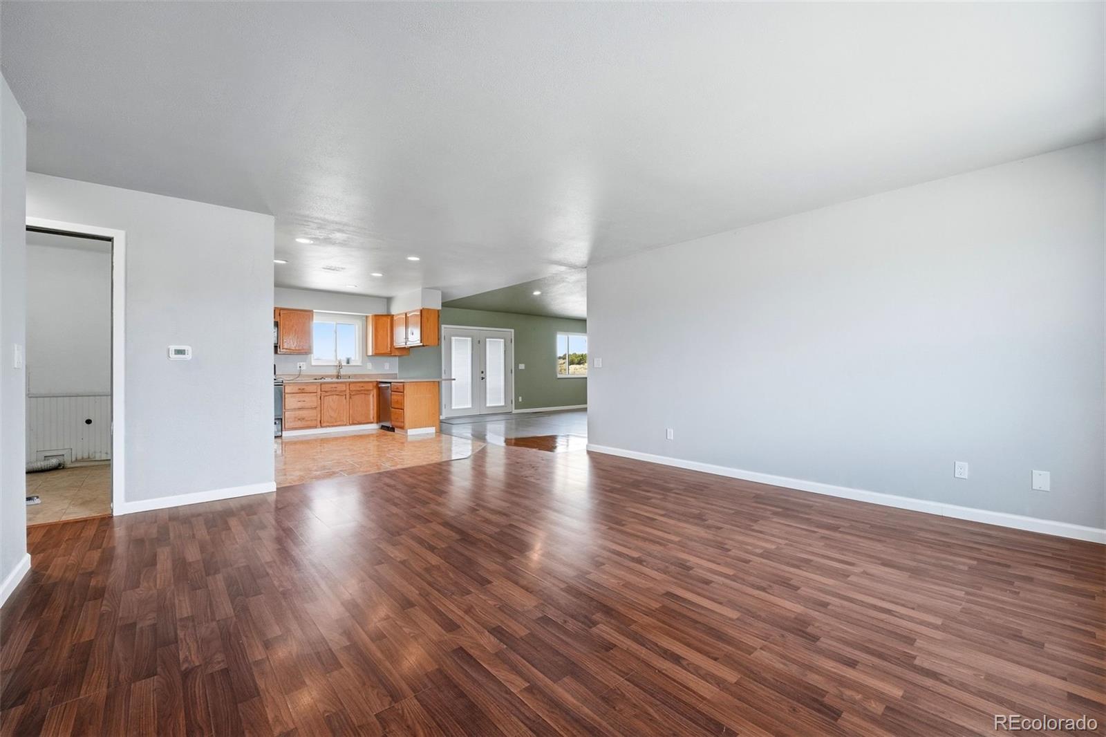 MLS Image #5 for 1747  16th street,penrose, Colorado