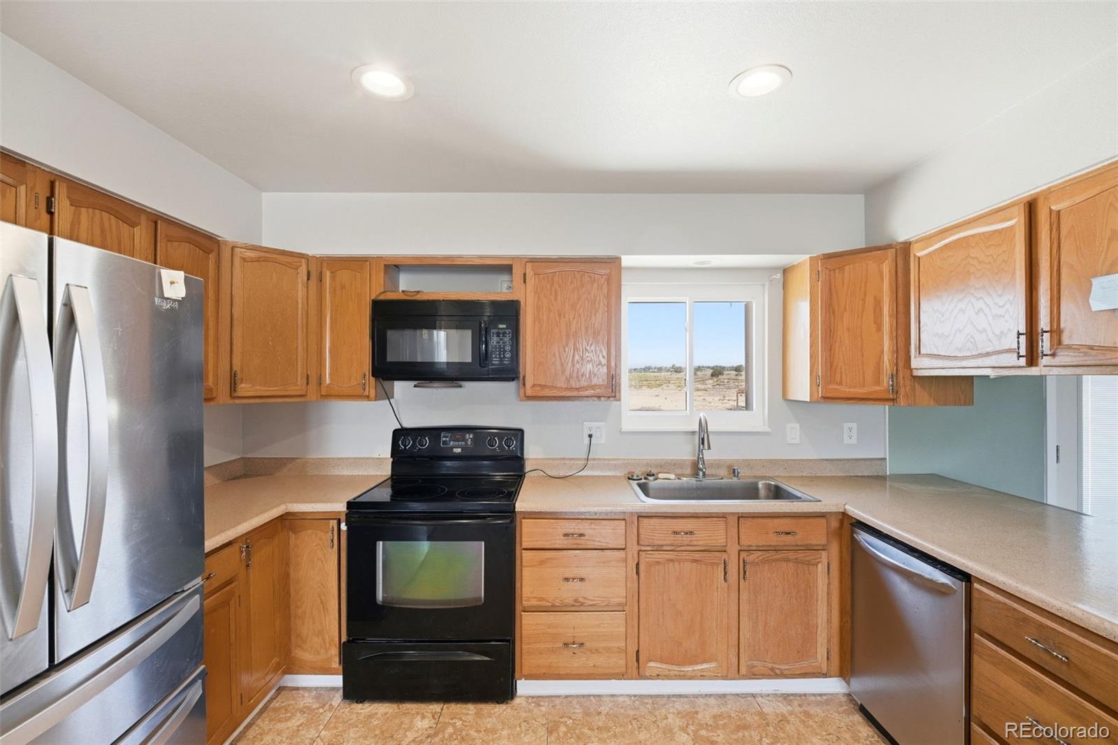 MLS Image #7 for 1747  16th street,penrose, Colorado