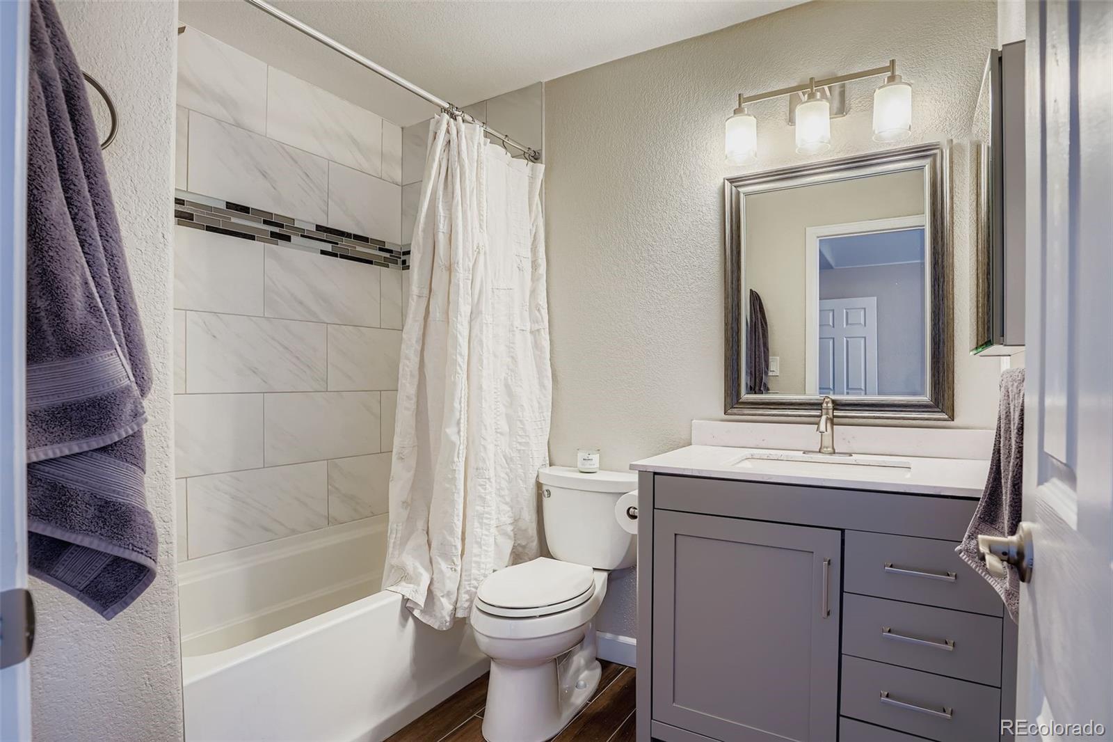 MLS Image #18 for 1471 s emporia court,denver, Colorado