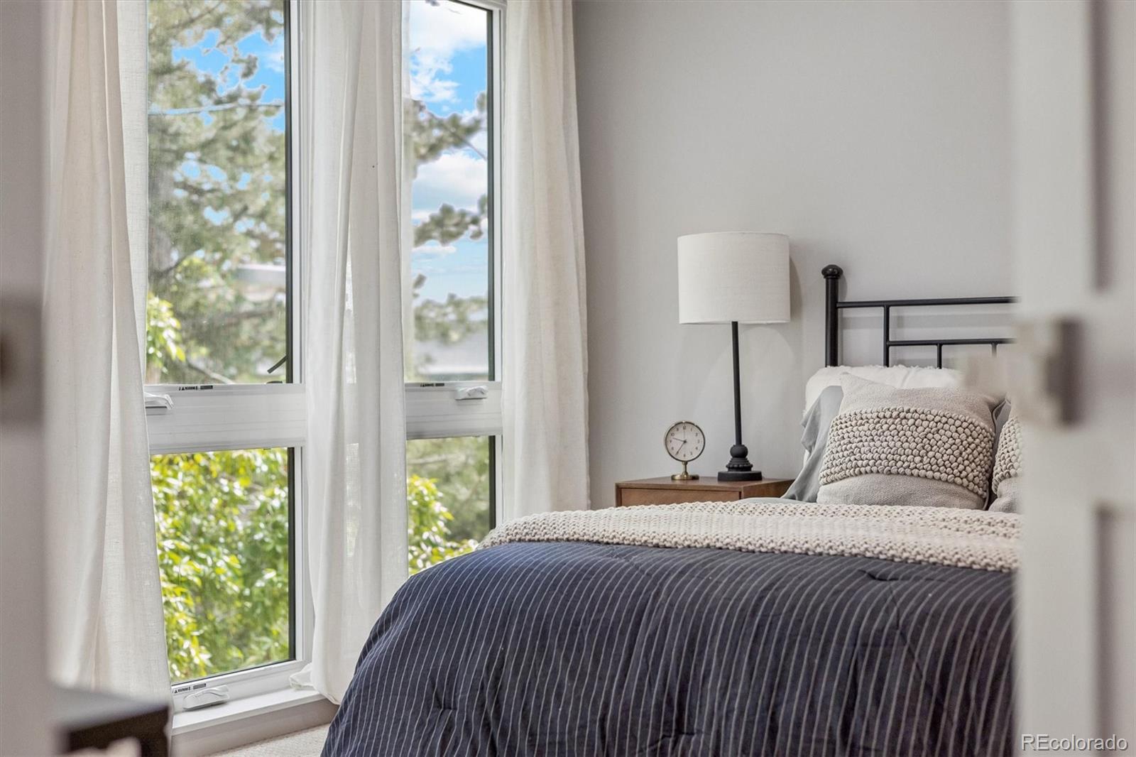 MLS Image #17 for 550 s forest street,denver, Colorado