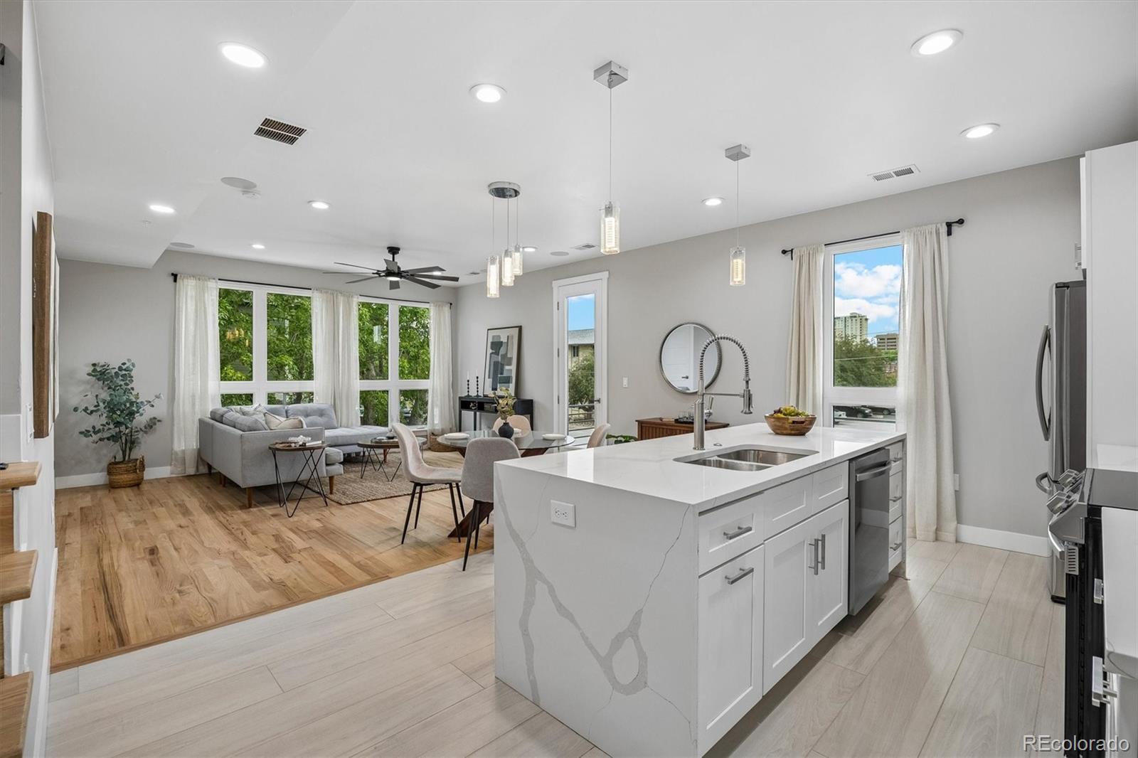 MLS Image #11 for 550 s forest street,denver, Colorado