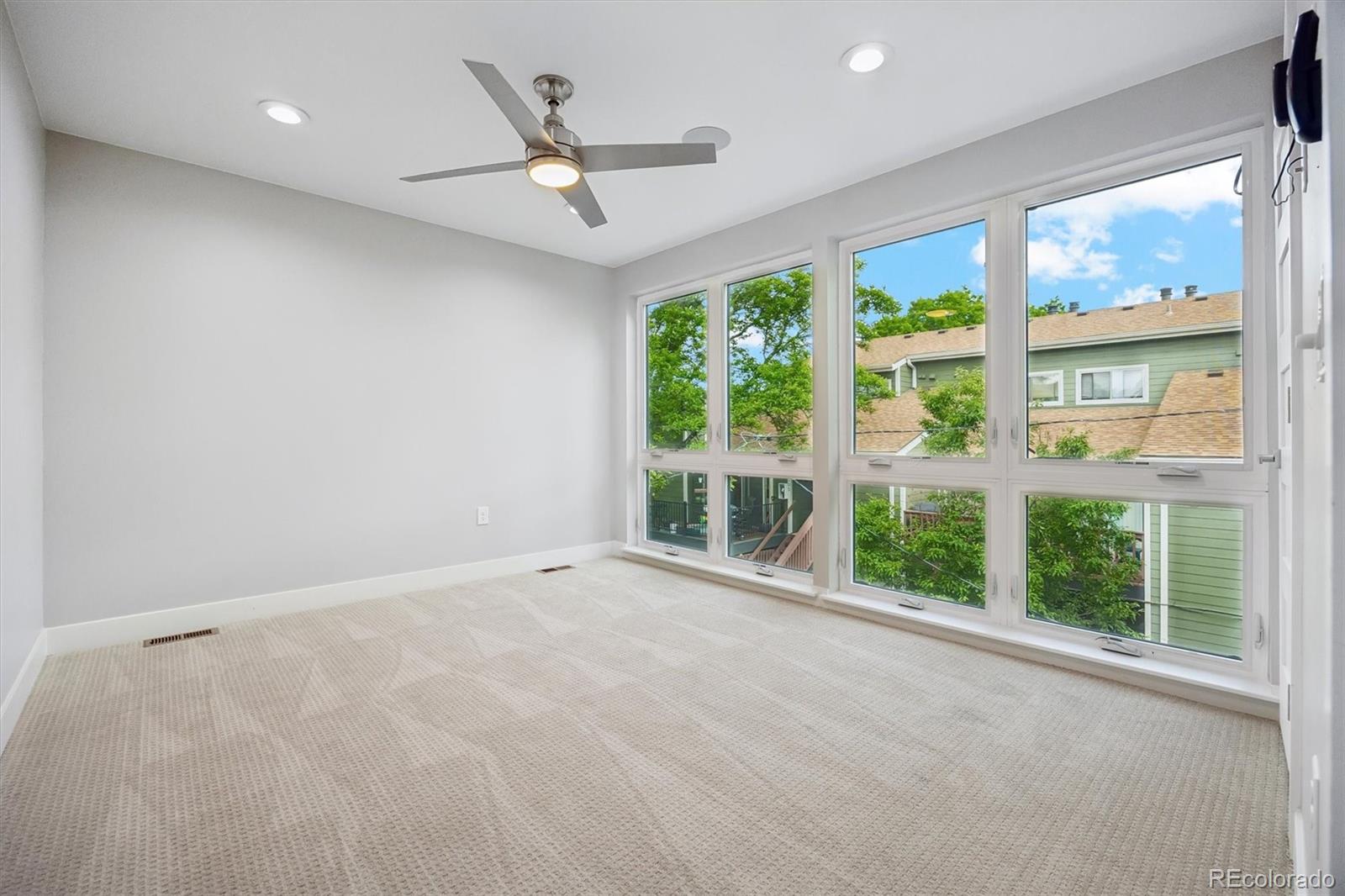 MLS Image #23 for 550 s forest street,denver, Colorado
