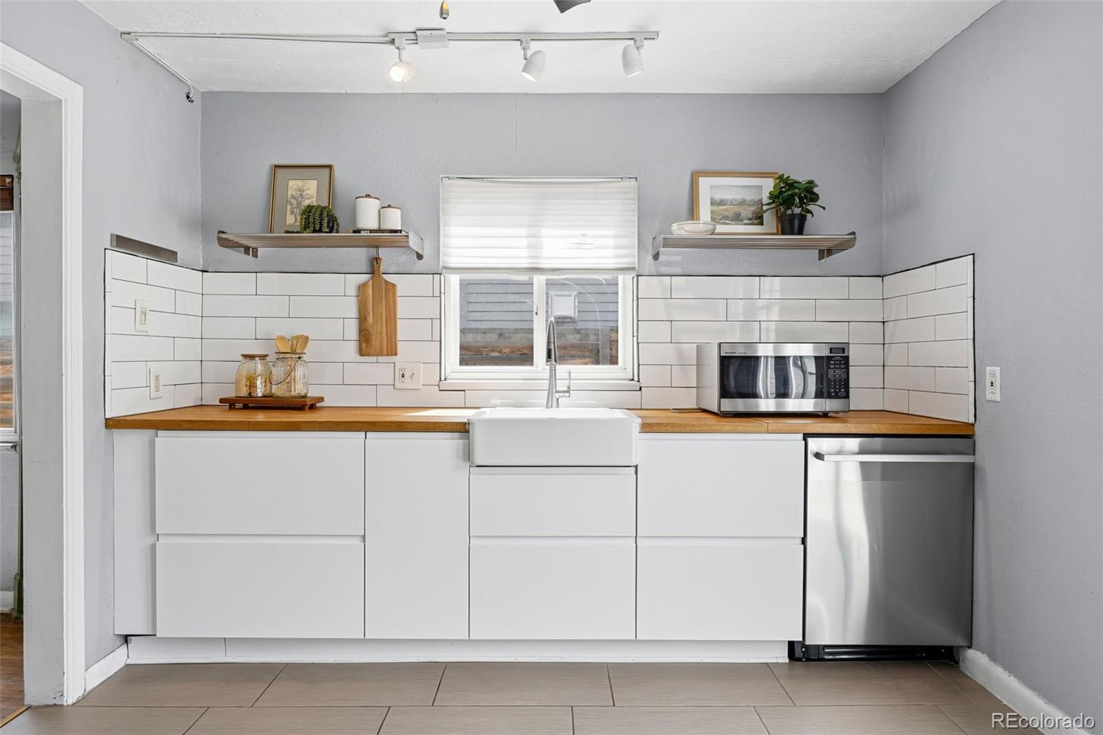 MLS Image #11 for 3740 w alice place,denver, Colorado