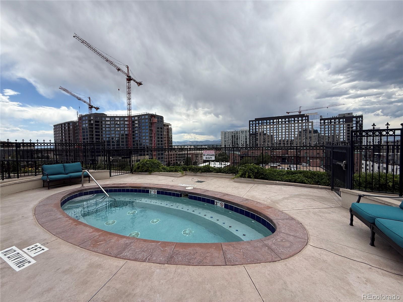 MLS Image #16 for 925 n lincoln street,denver, Colorado