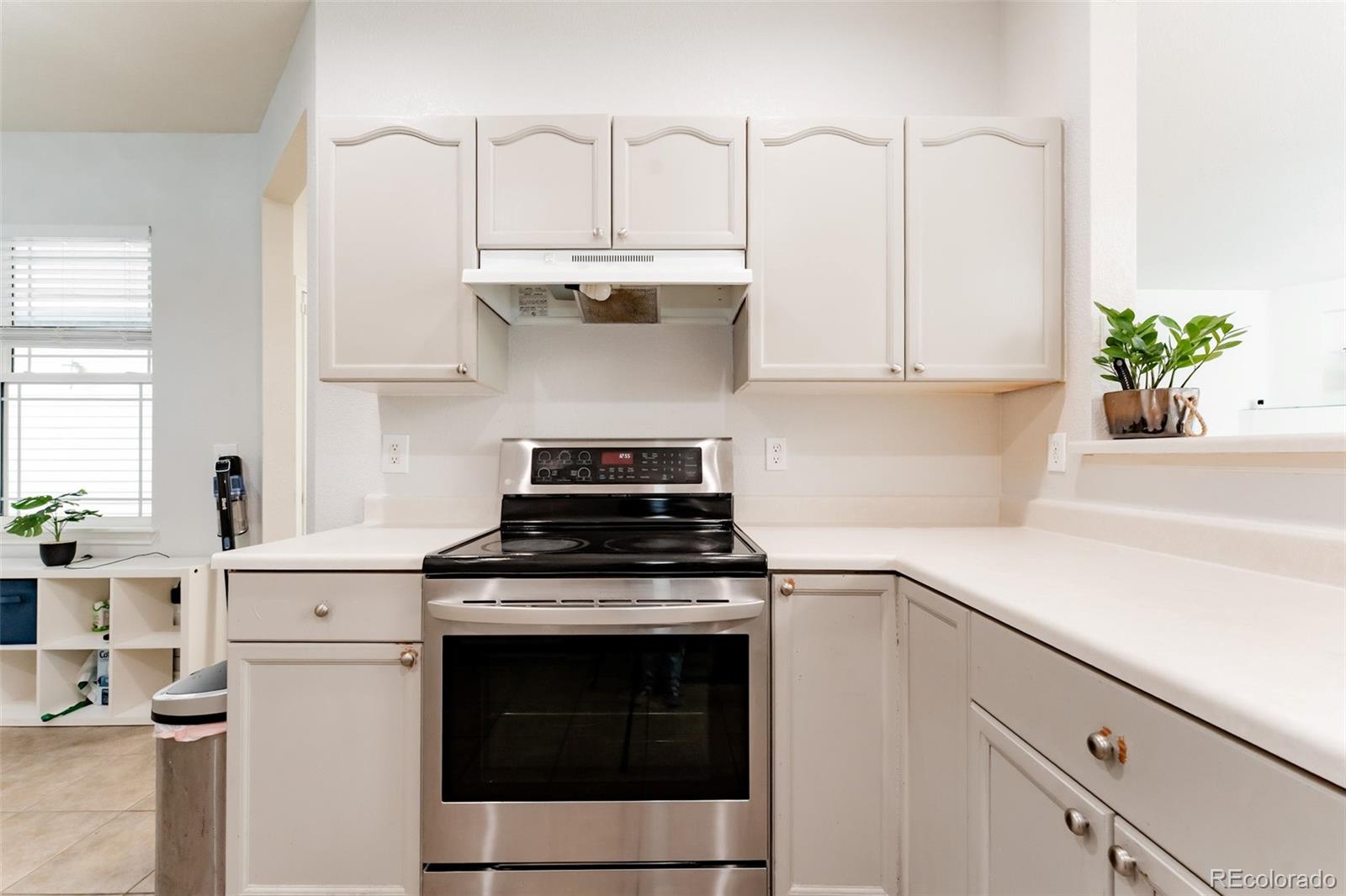 MLS Image #6 for 8386 s garland way,littleton, Colorado