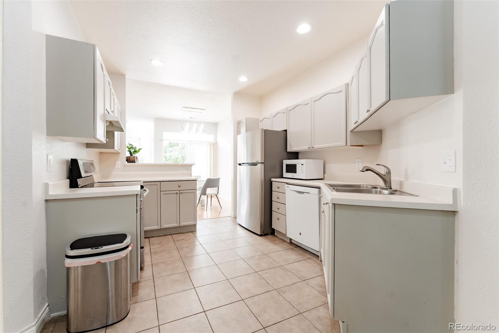 MLS Image #9 for 8386 s garland way,littleton, Colorado