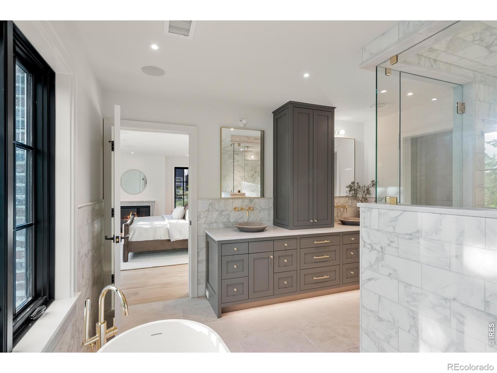 MLS Image #17 for 888 s franklin street,denver, Colorado