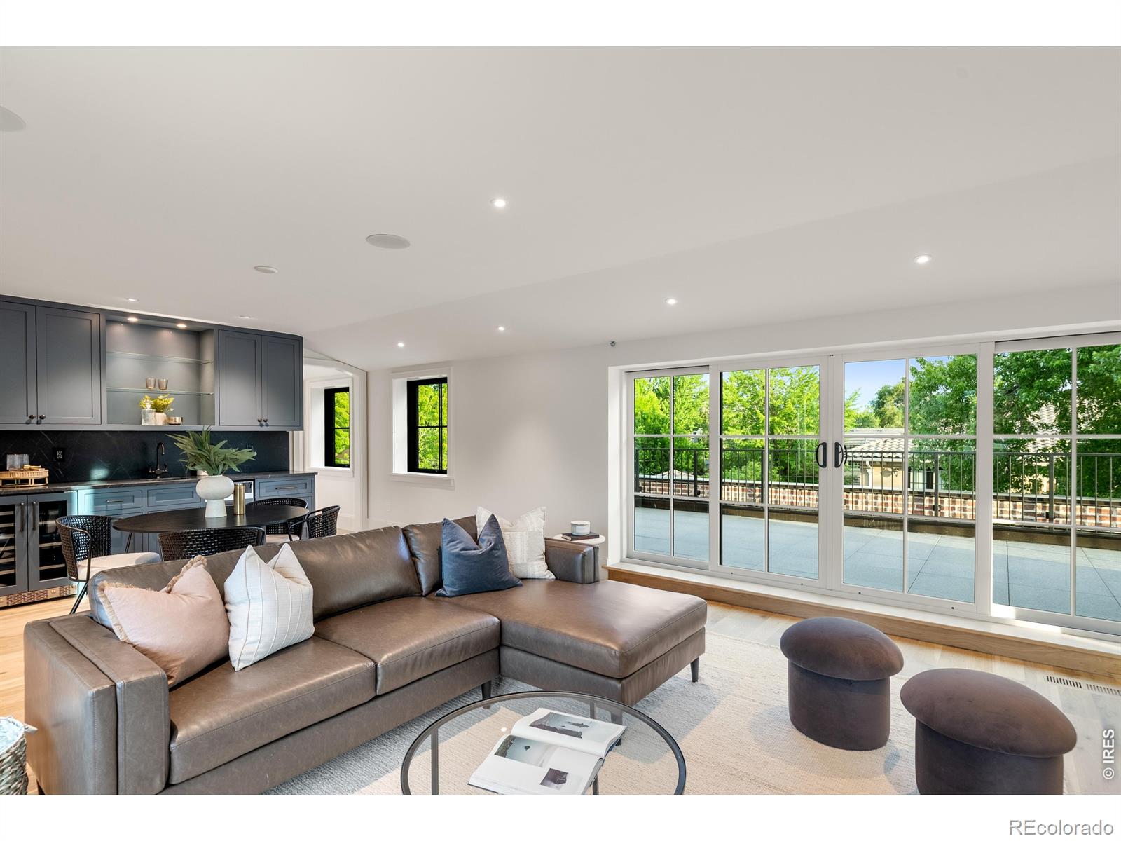 MLS Image #26 for 888 s franklin street,denver, Colorado