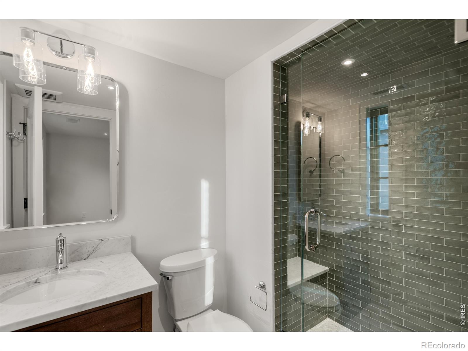 MLS Image #32 for 888 s franklin street,denver, Colorado