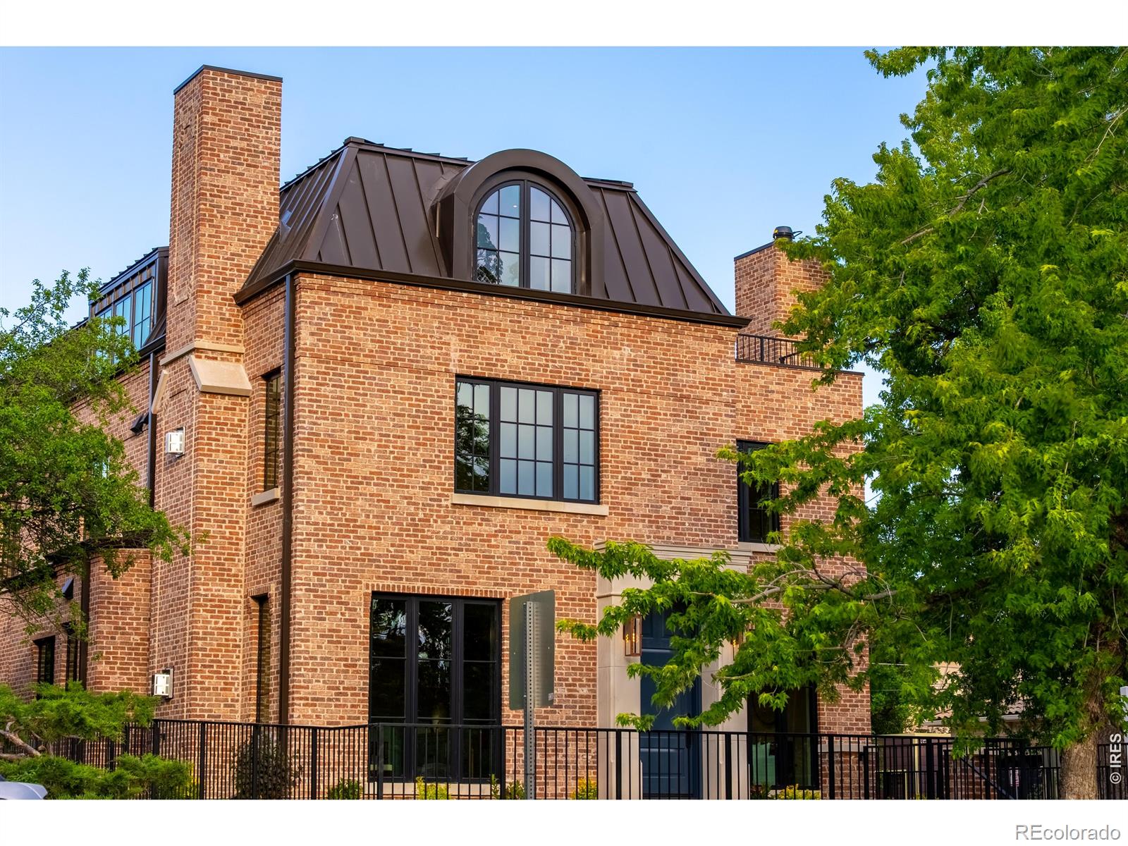 MLS Image #38 for 888 s franklin street,denver, Colorado