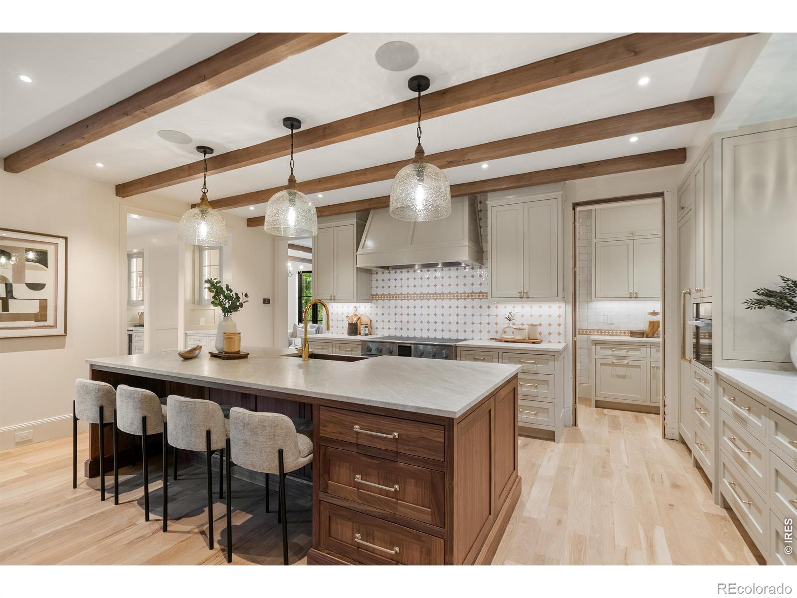 MLS Image #7 for 888 s franklin street,denver, Colorado