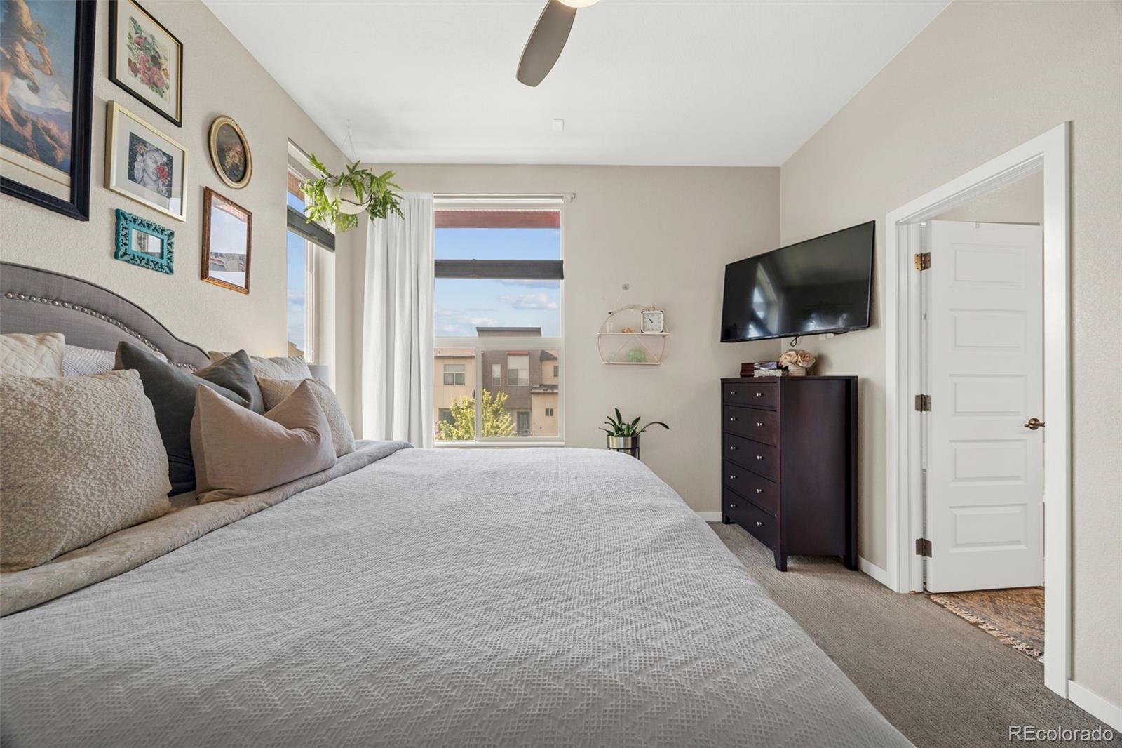 MLS Image #23 for 9045 e 49th place ,denver, Colorado
