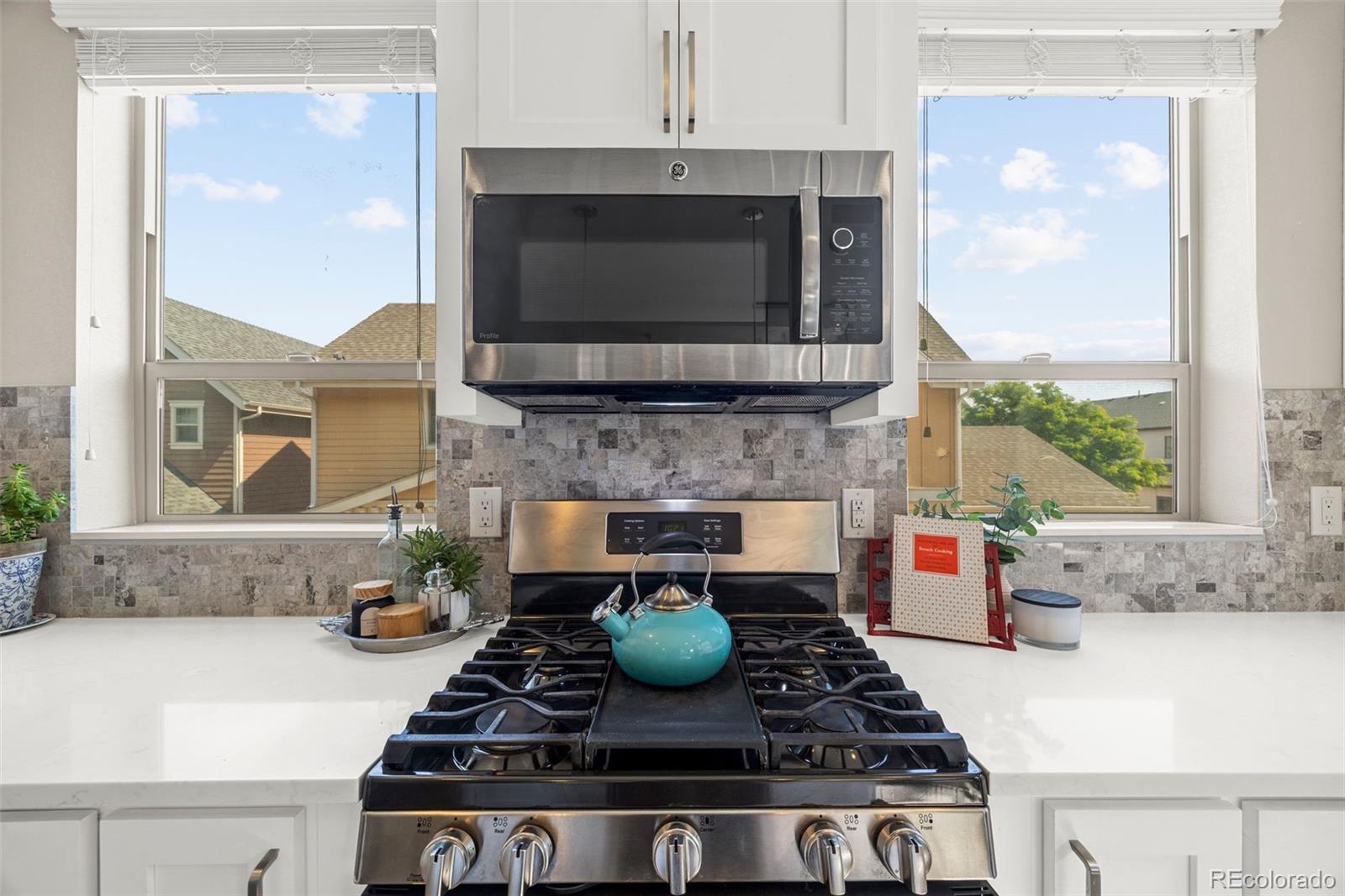 MLS Image #5 for 9045 e 49th place ,denver, Colorado