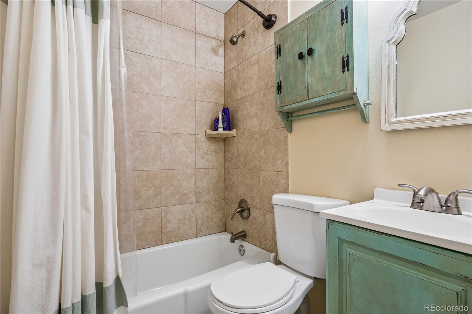 MLS Image #18 for 3051 s ogden street,englewood, Colorado
