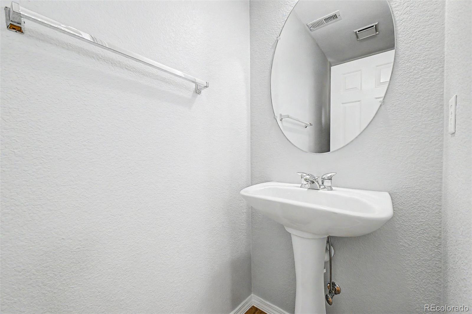 MLS Image #11 for 6732 s winnipeg circle 106,aurora, Colorado
