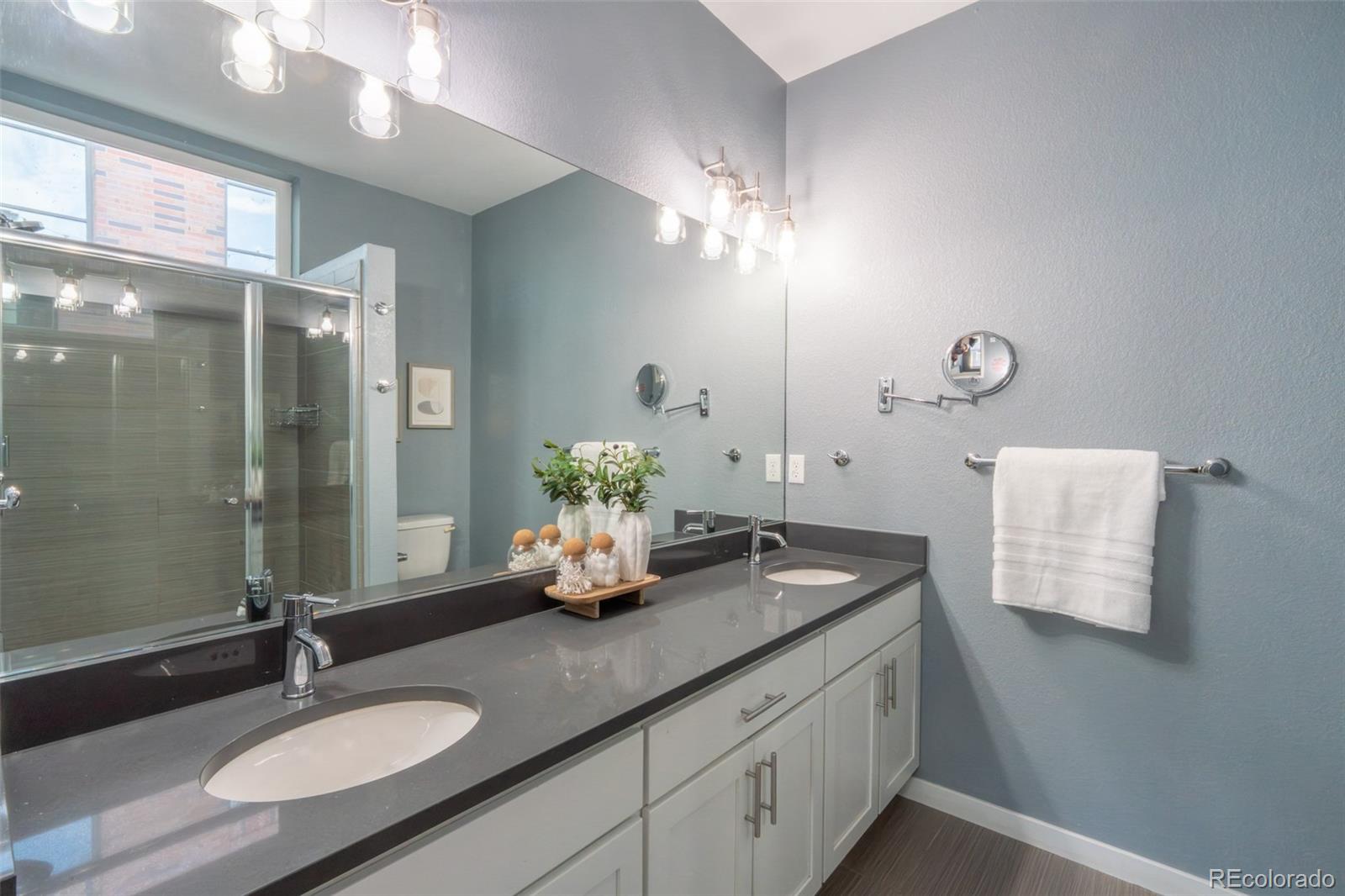 MLS Image #17 for 3425  larimer street,denver, Colorado