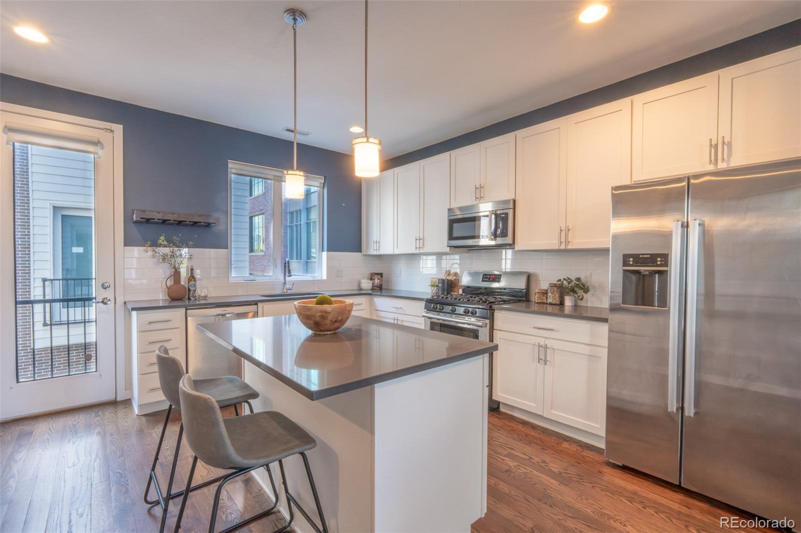 MLS Image #9 for 3425  larimer street,denver, Colorado
