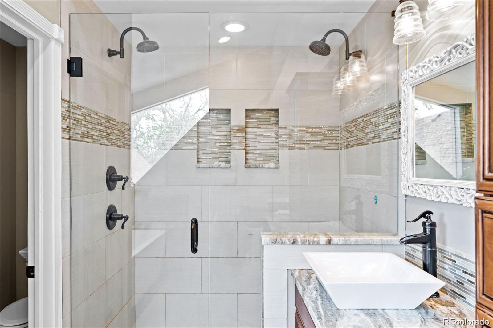 MLS Image #18 for 2927 n humboldt street,denver, Colorado