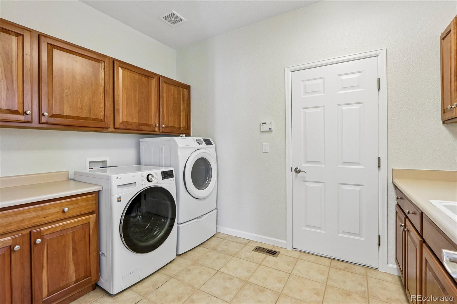 MLS Image #14 for 8648  coors street,arvada, Colorado