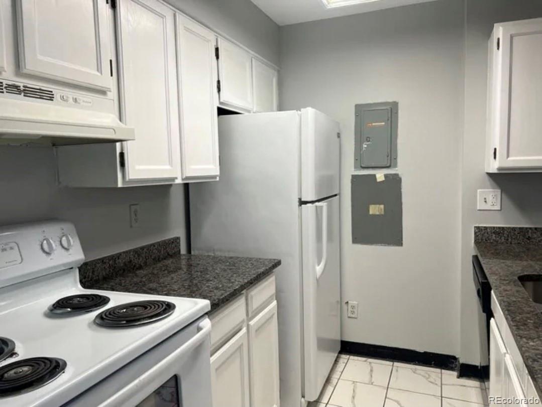 MLS Image #3 for 14780 e kentucky drive,aurora, Colorado