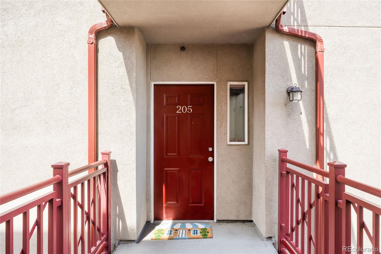 MLS Image #2 for 1767 n pearl street 205,denver, Colorado